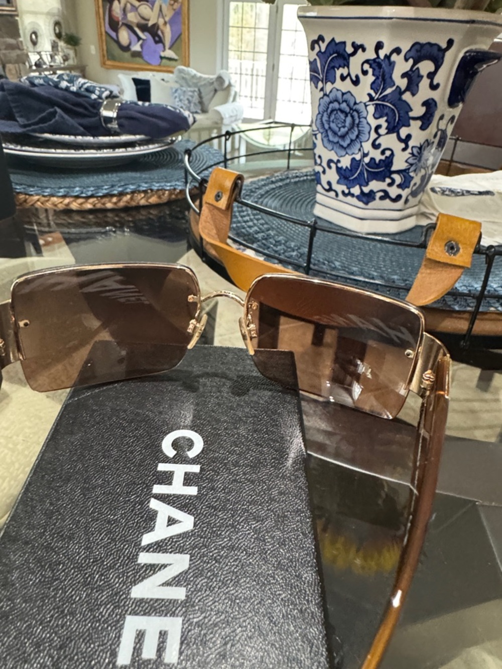 CHANEL Brown Gradient Rimless Sunglasses with Tortoiseshell Temples - Picture 3 of 10